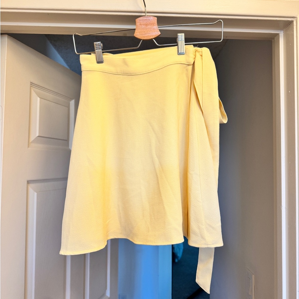 American Apparel pale yellow wrap skirt - M/L